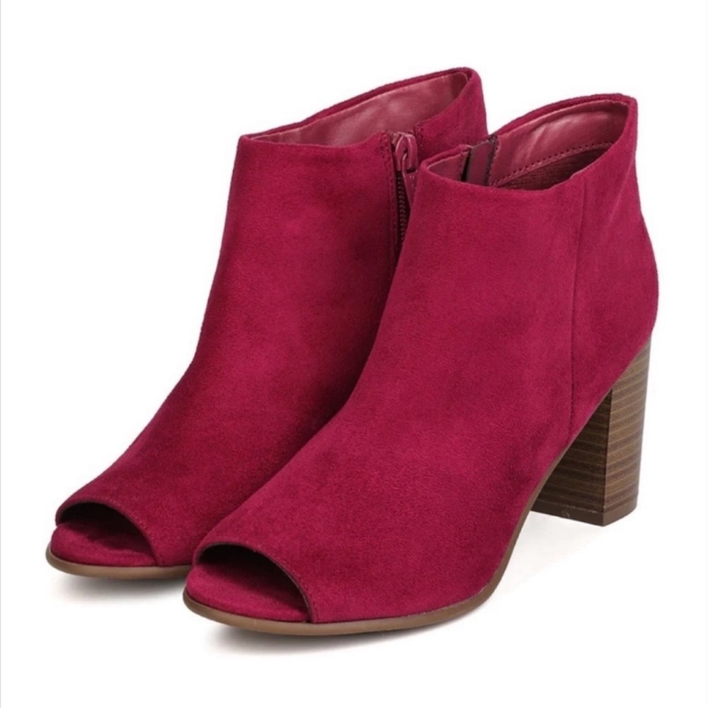 Breckelles Peep Toe Booties Amber 31 Faux Suede Zip Ankle Boot Berry Red Size 8